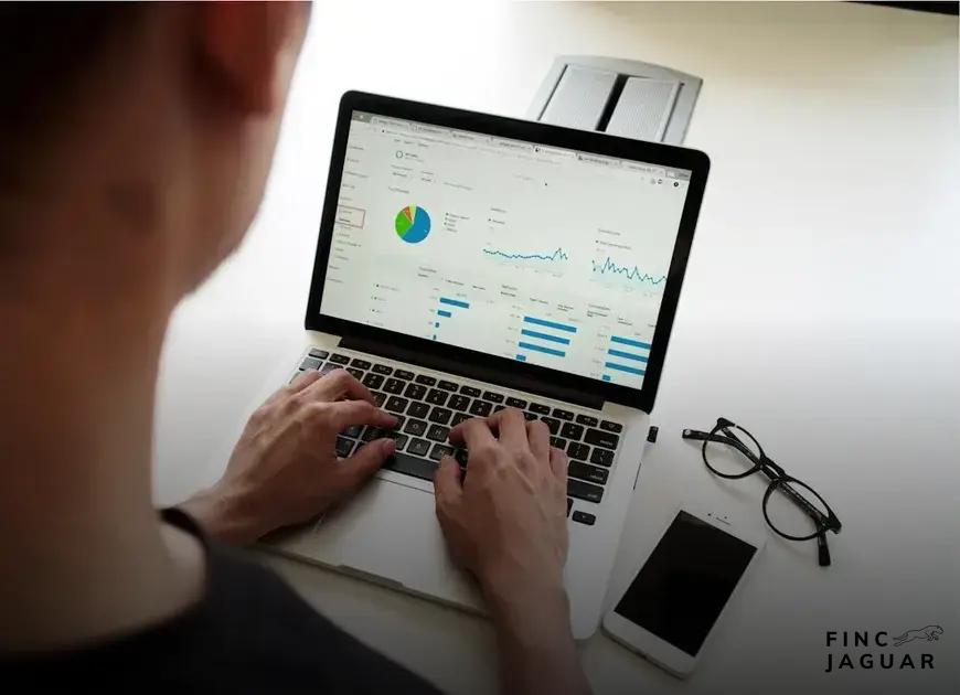 What Are DAOs and Should You Invest in One Today?